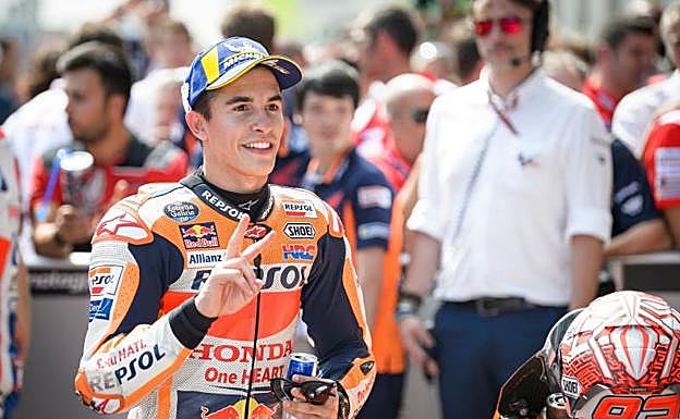 Marc Márquez, tras lograr la pole.
