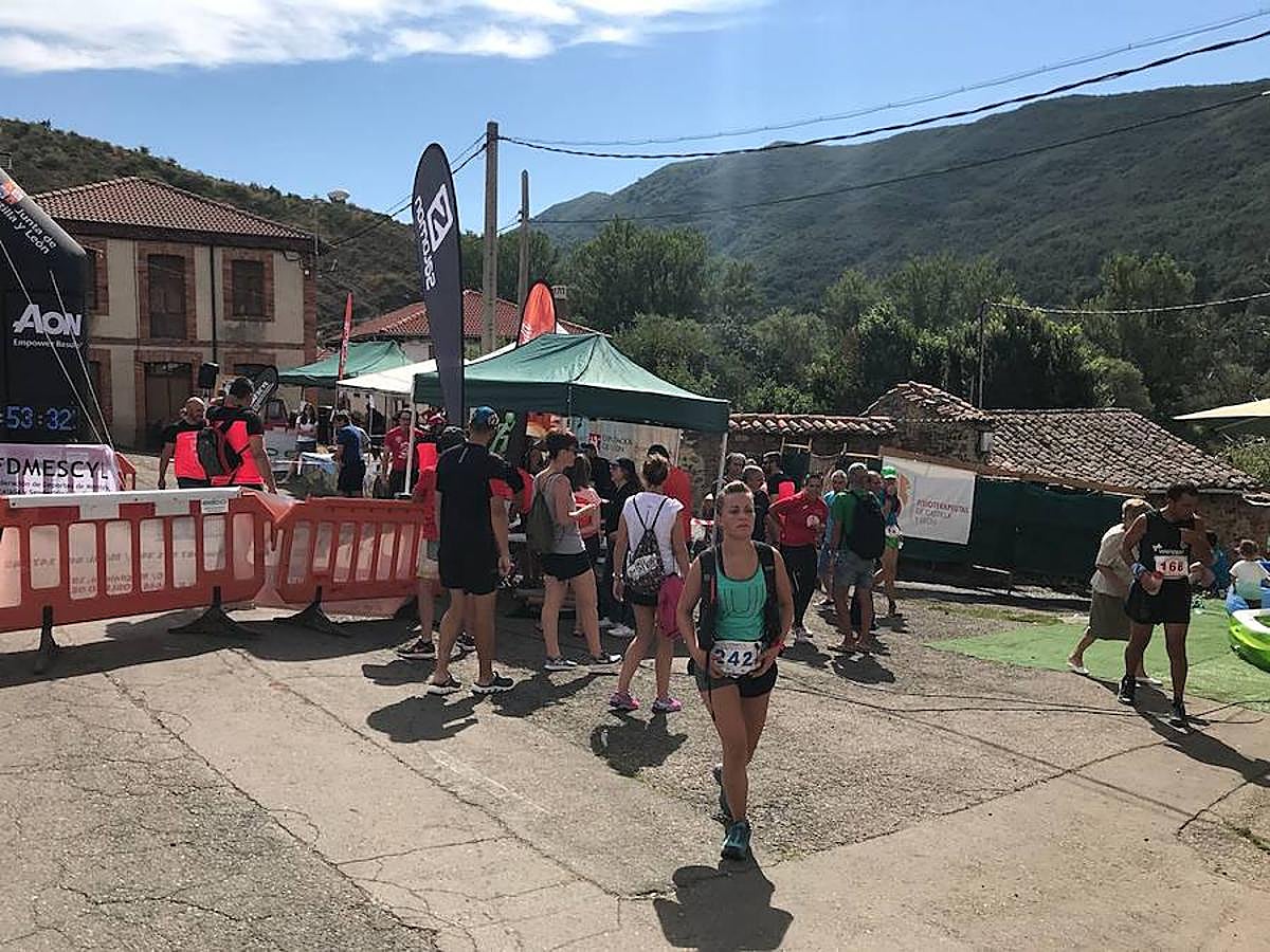 Fotos: Las mejores imágenes del Trail Villafeide 2018