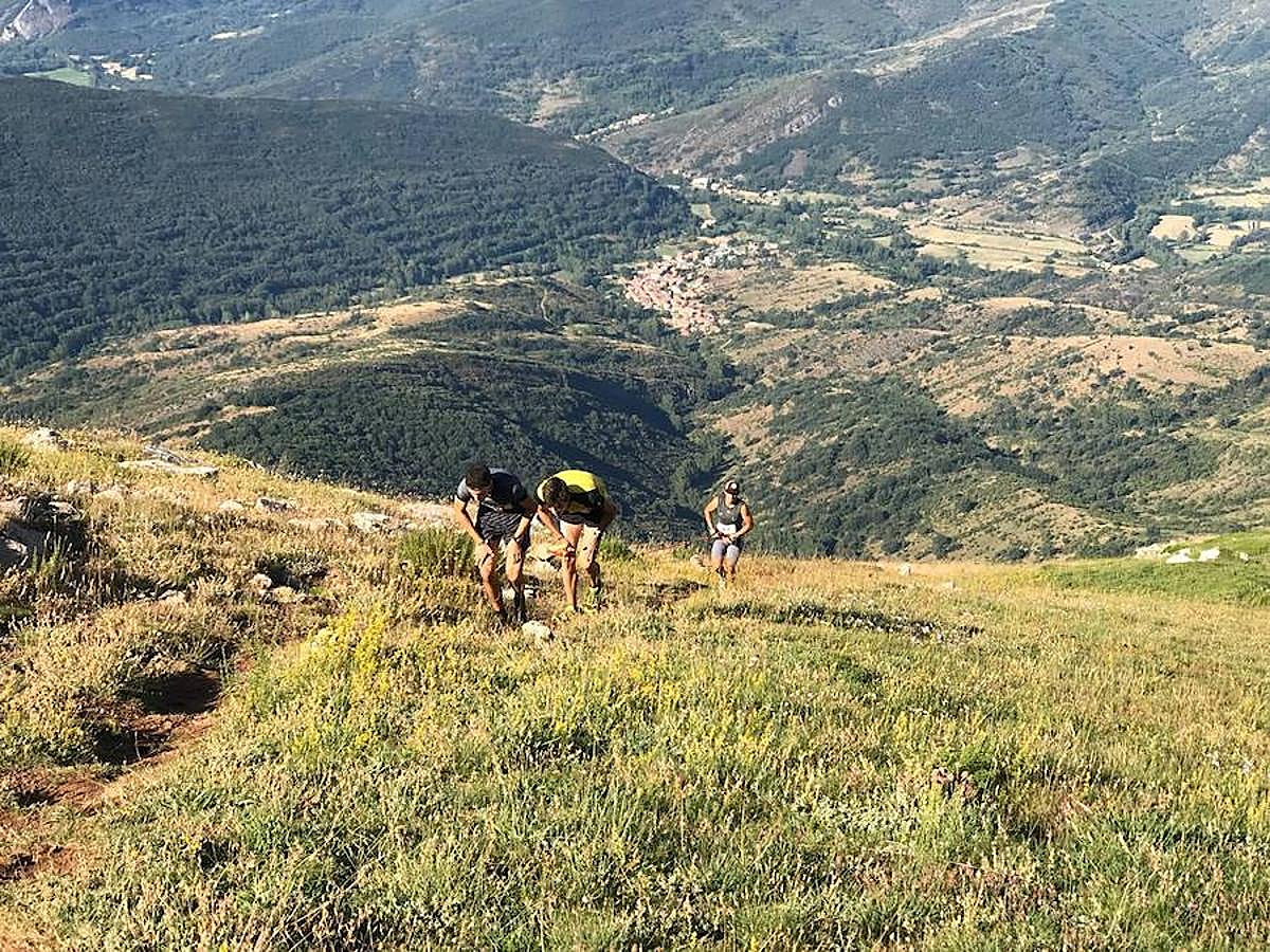 Fotos: Las mejores imágenes del Trail Villafeide 2018