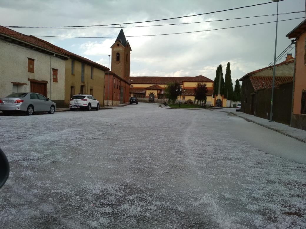 Fotos: Espectacular granizada en la provincia de León
