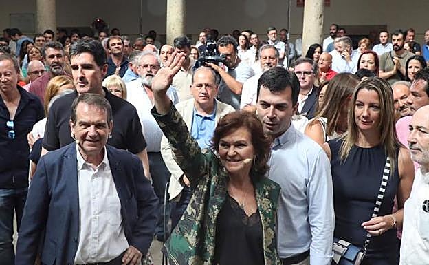 Carmen Calvo, este sábado en Santiago de Compostela.