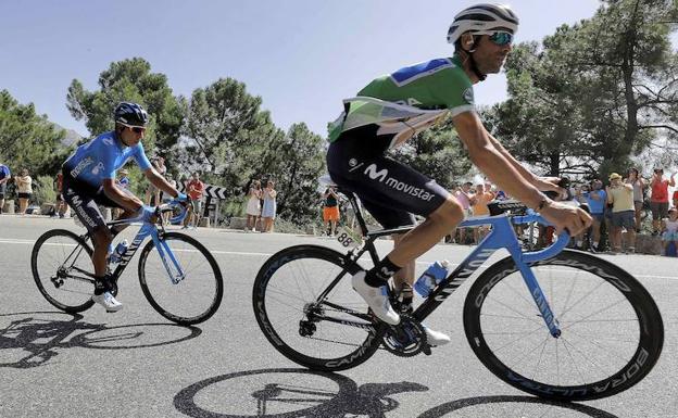 Nairo Quintana y Alejandro Valverde, en la subida a La Covatilla de Salamanca, en la jornada de este domingo.