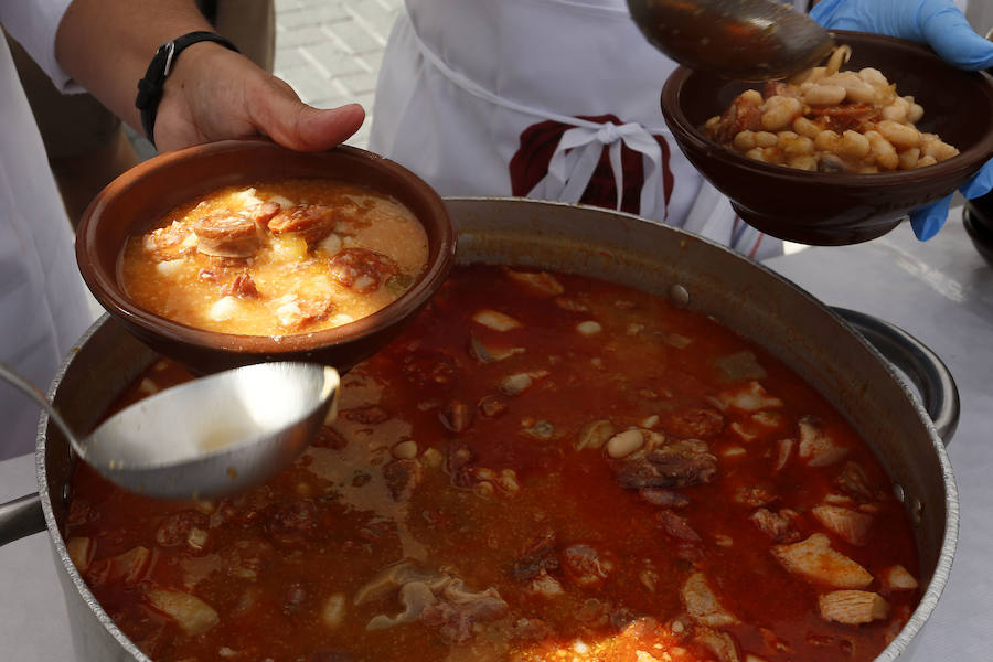 Fotos: Tradicional Alubiada en La Bañeza