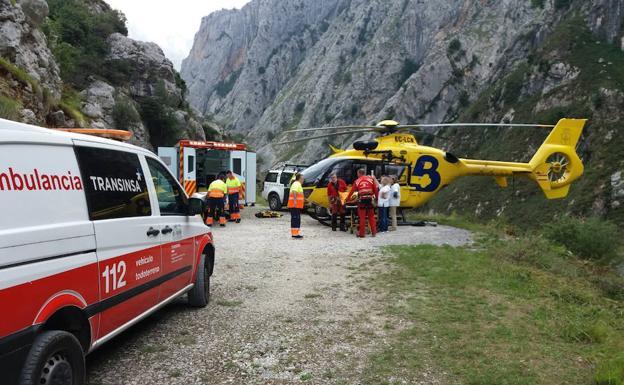 El helicóptero del SEPA, en el rescate.