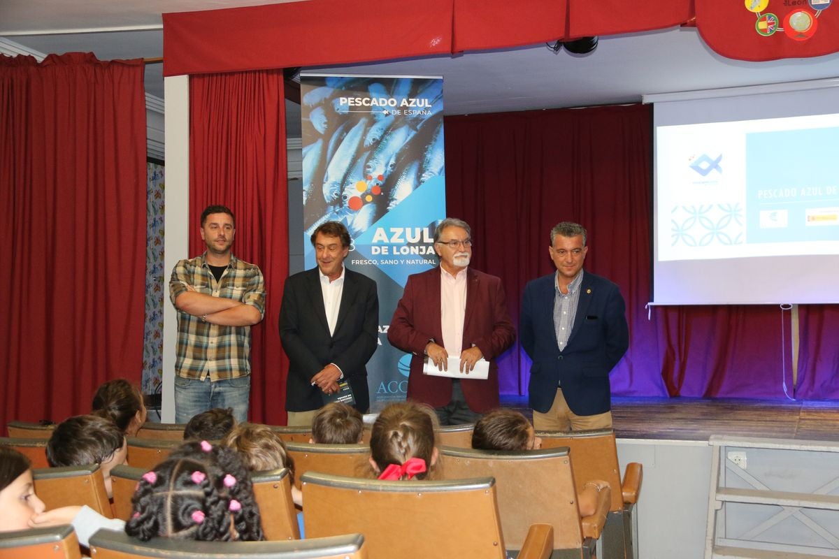 Fotos: El pescado presente en los comedores escolares leoneses