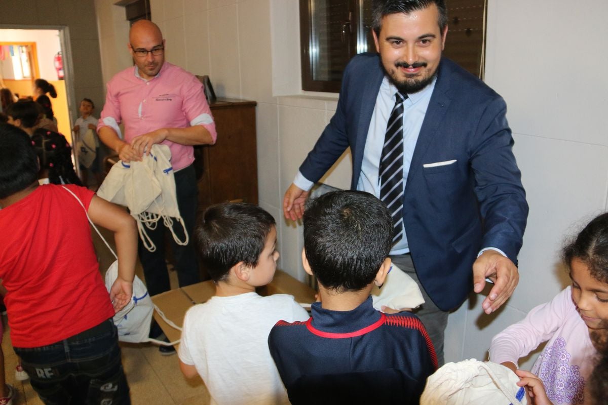 Fotos: El pescado presente en los comedores escolares leoneses