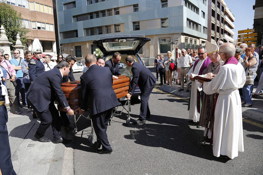 Fotos: Funeral del político leonés David Vázquez