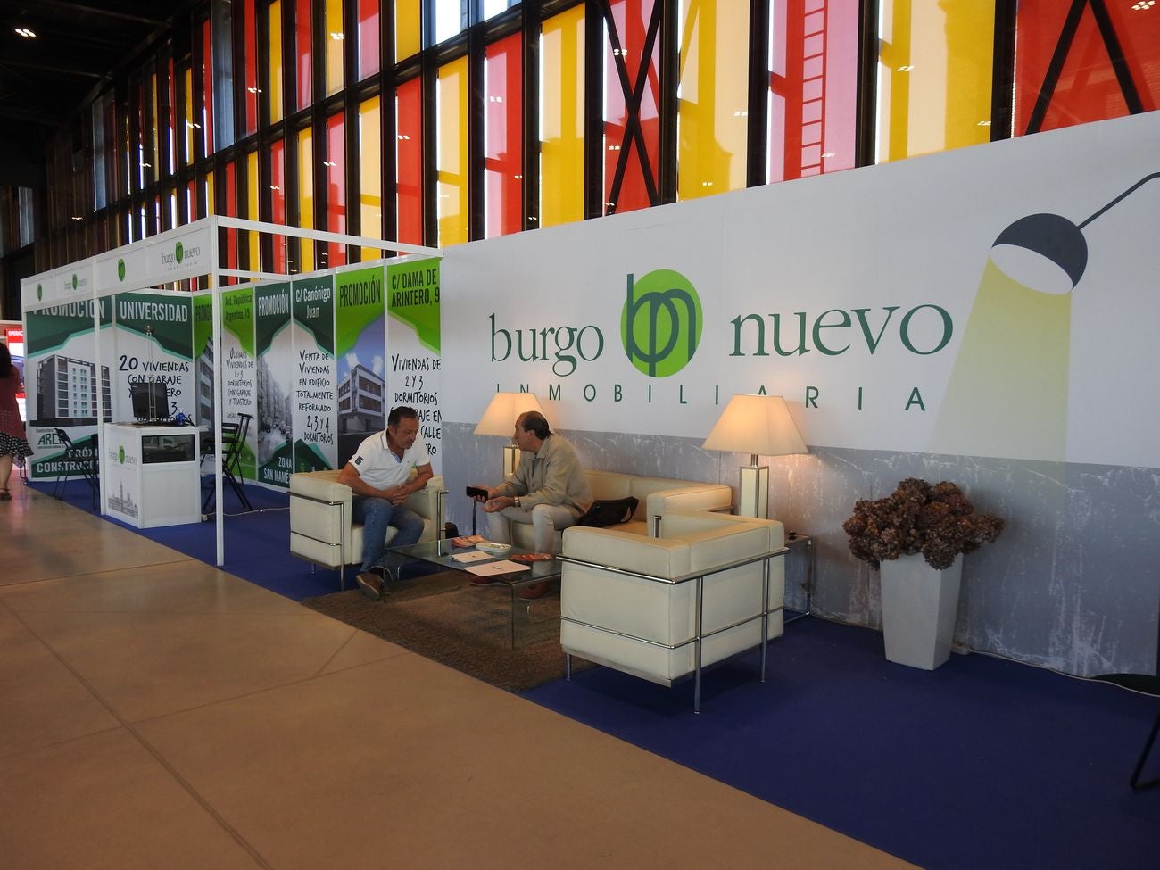 La Feria Inmobiliaria de Vivienda y Decoración de León se convierte en punto de encuentro para clientes y empresas con el Palacio de Exposiciones como marco