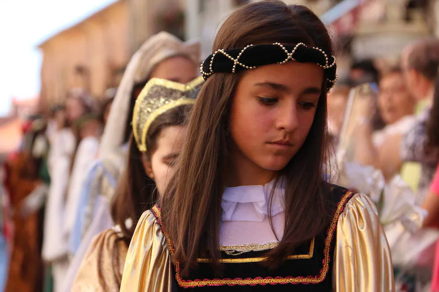 Fotos: Desfile de carros engalanados en León