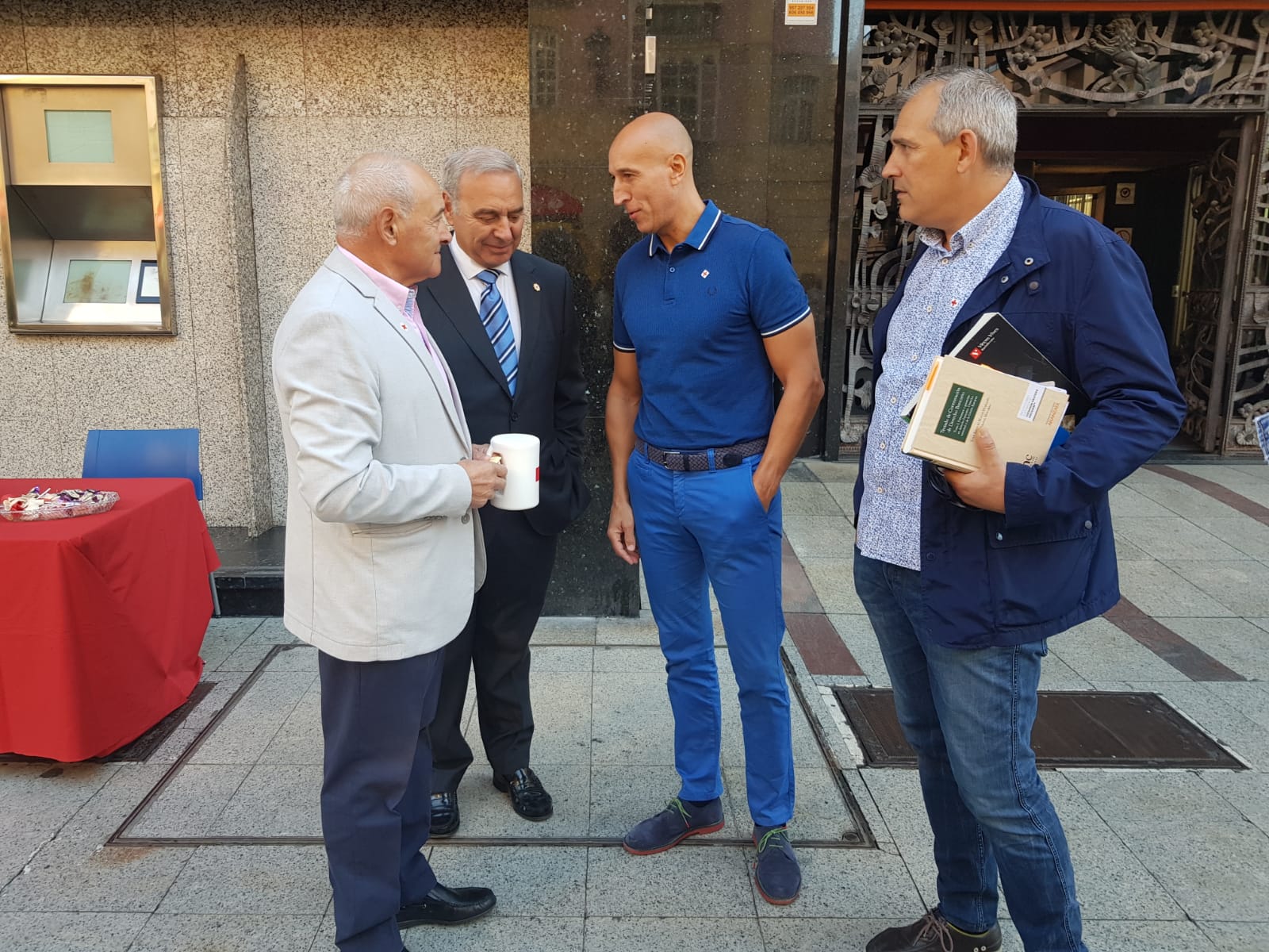 Fotos: Día de la Banderita en León