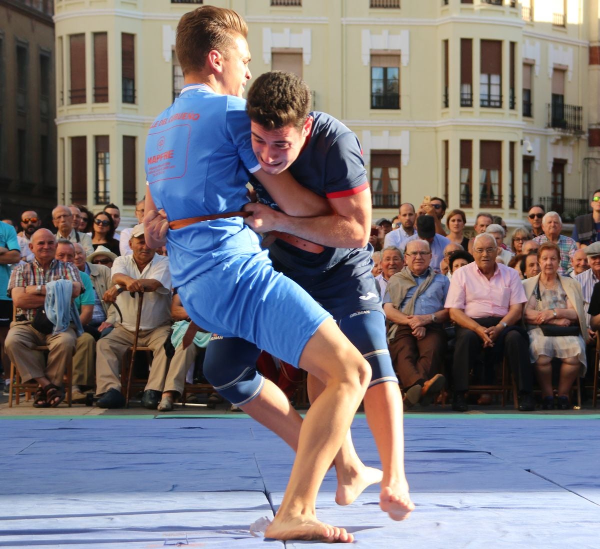 Fotos: La Catedral de León preside el Corro de San Froilán