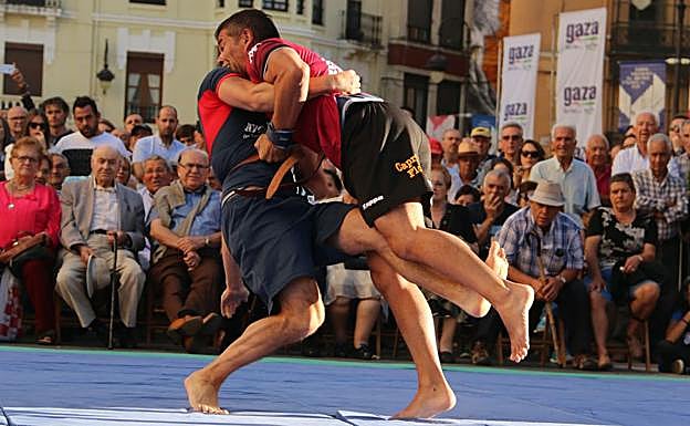 Galería. Un lance de un combate.