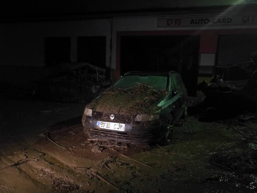 Los efectivos de la UME colaboran en las tareas de recuperación de las zonas afectadas por las inundaciones de Mallorca