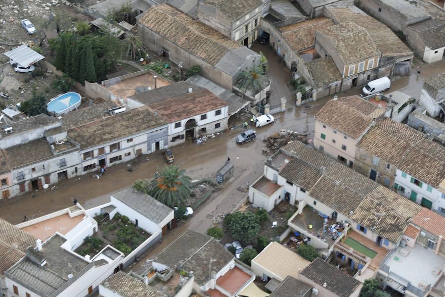 Los efectivos de la UME colaboran en las tareas de recuperación de las zonas afectadas por las inundaciones de Mallorca