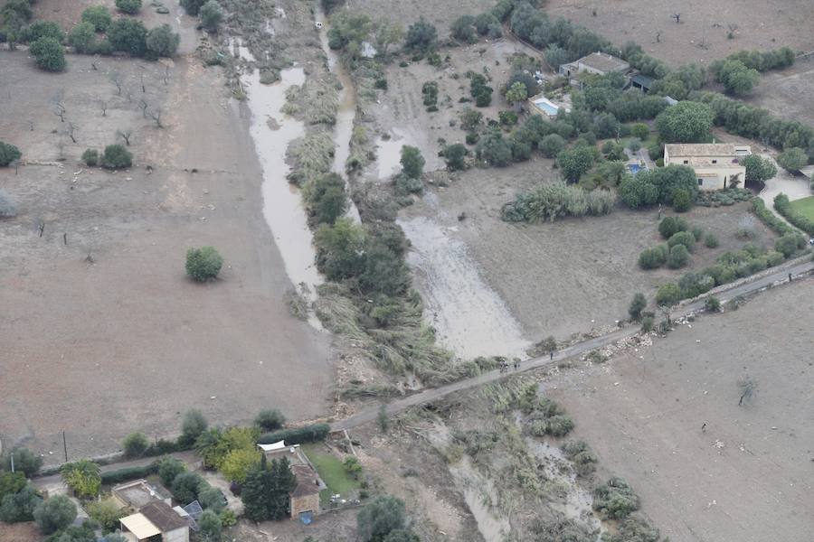 Los efectivos de la UME colaboran en las tareas de recuperación de las zonas afectadas por las inundaciones de Mallorca