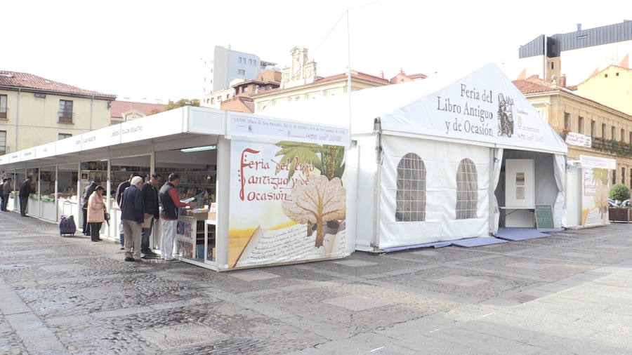 Fotos: Feria del Libro Antiguo y de Ocasión de León