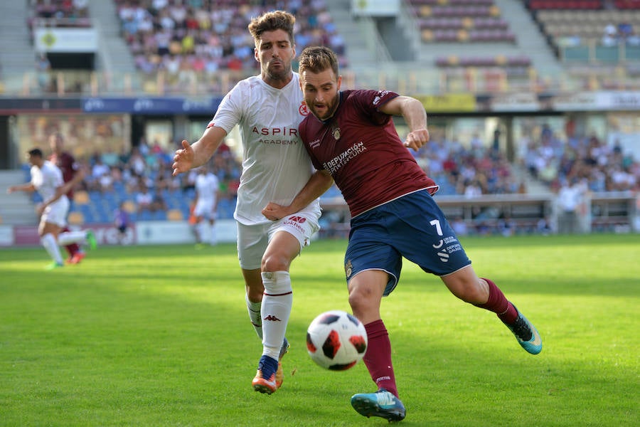 El central madrileño supera los 10.000 minutos en partido oficial con la Cultural