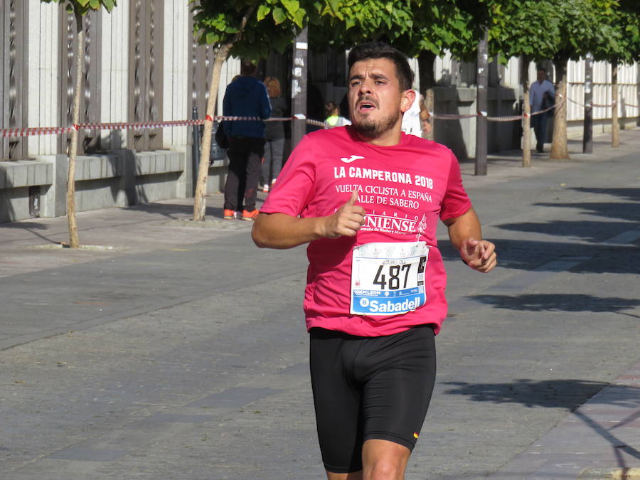 León celebra la carrera 10 kilómetros León, capital española de la gastronomía.