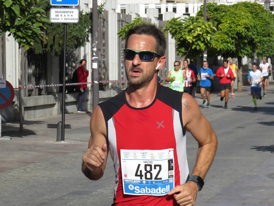 León celebra la carrera 10 kilómetros León, capital española de la gastronomía.