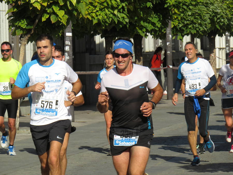 León celebra la carrera 10 kilómetros León, capital española de la gastronomía.