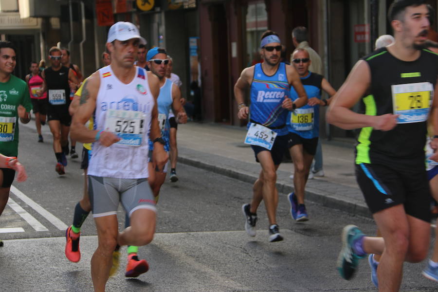 Fotos: Paso de los &#039;10 Kilómetros&#039; por Ordoño II