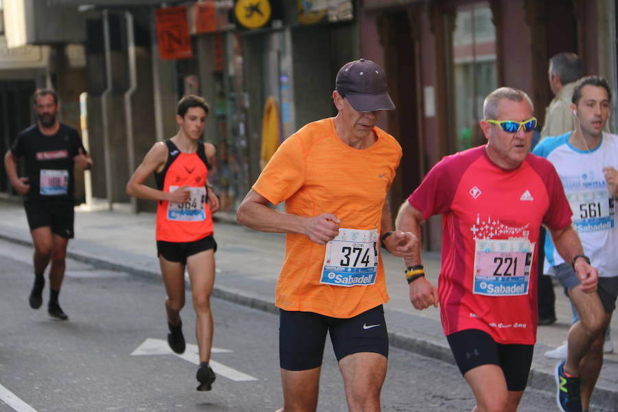 Fotos: Paso de los &#039;10 Kilómetros&#039; por Ordoño II