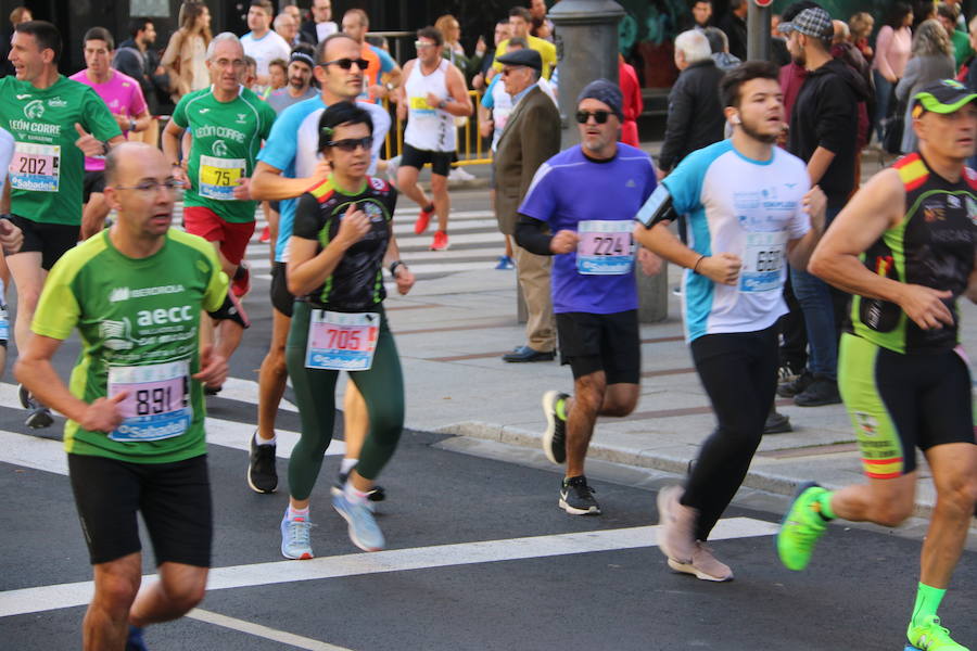 Fotos: Paso de los &#039;10 Kilómetros&#039; por Ordoño II