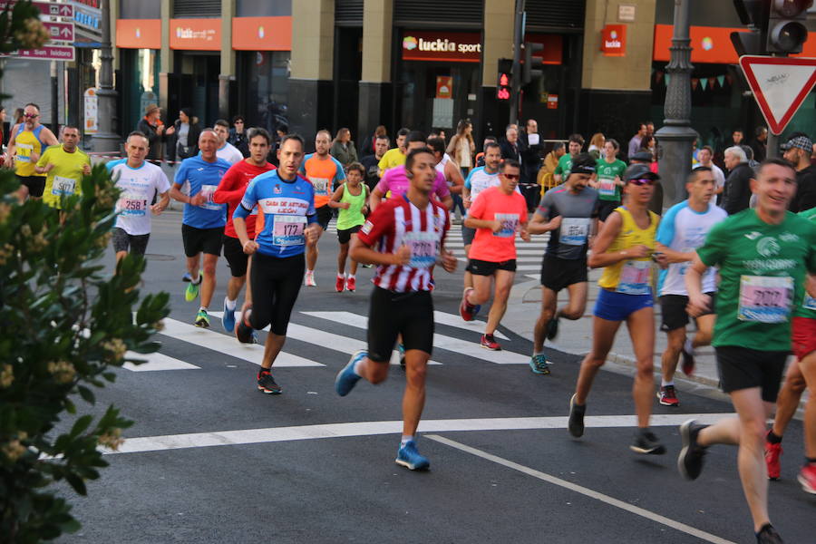 Fotos: Paso de los &#039;10 Kilómetros&#039; por Ordoño II