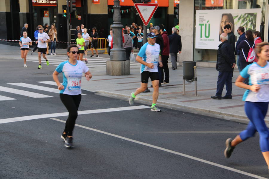 Fotos: Paso de los &#039;10 Kilómetros&#039; por Ordoño II