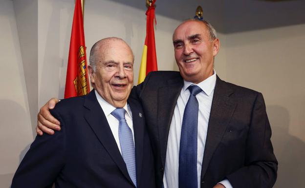 Tomás Quintana (derecha) junto a Javier Amoedo. 