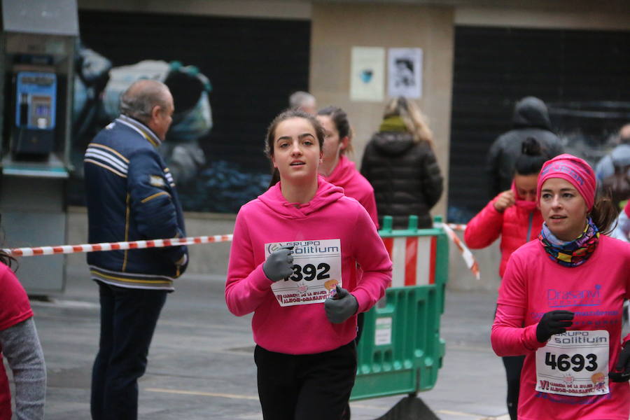 Fotos: Búscate en la Carrera de la Mujer 2018 de León (I)