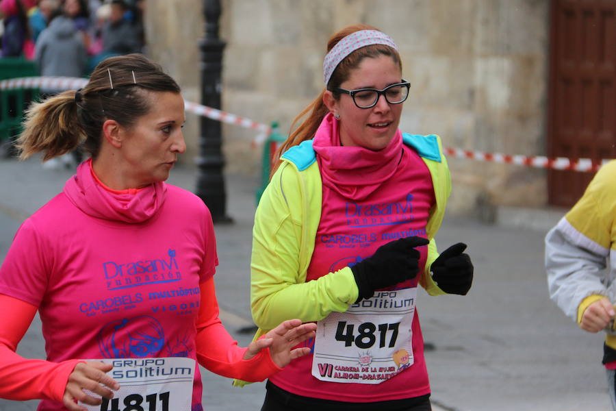 Fotos: Búscate en la Carrera de la Mujer 2018 de León (III)