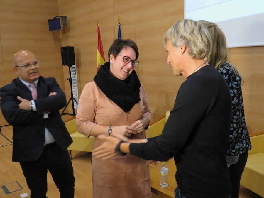 Fotos: Jesús Calleja visita el CRE de San Andrés