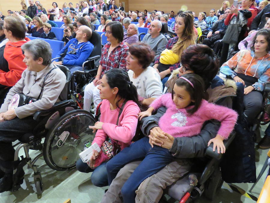 Fotos: Jesús Calleja visita el CRE de San Andrés