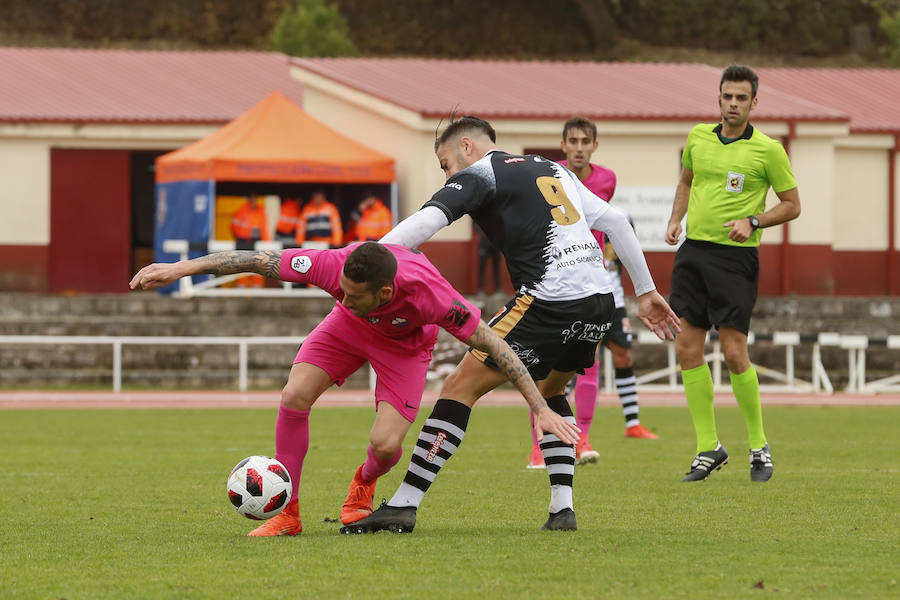 Fotos: Las imágenes de la derrota de la Ponferradina ante Unionistas