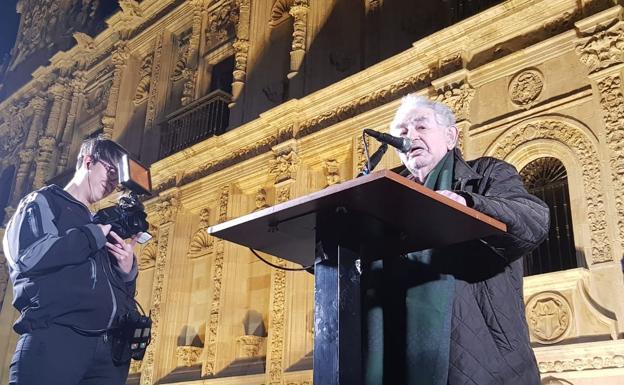 Antonio Gamoneda, en un momento de su intervención.