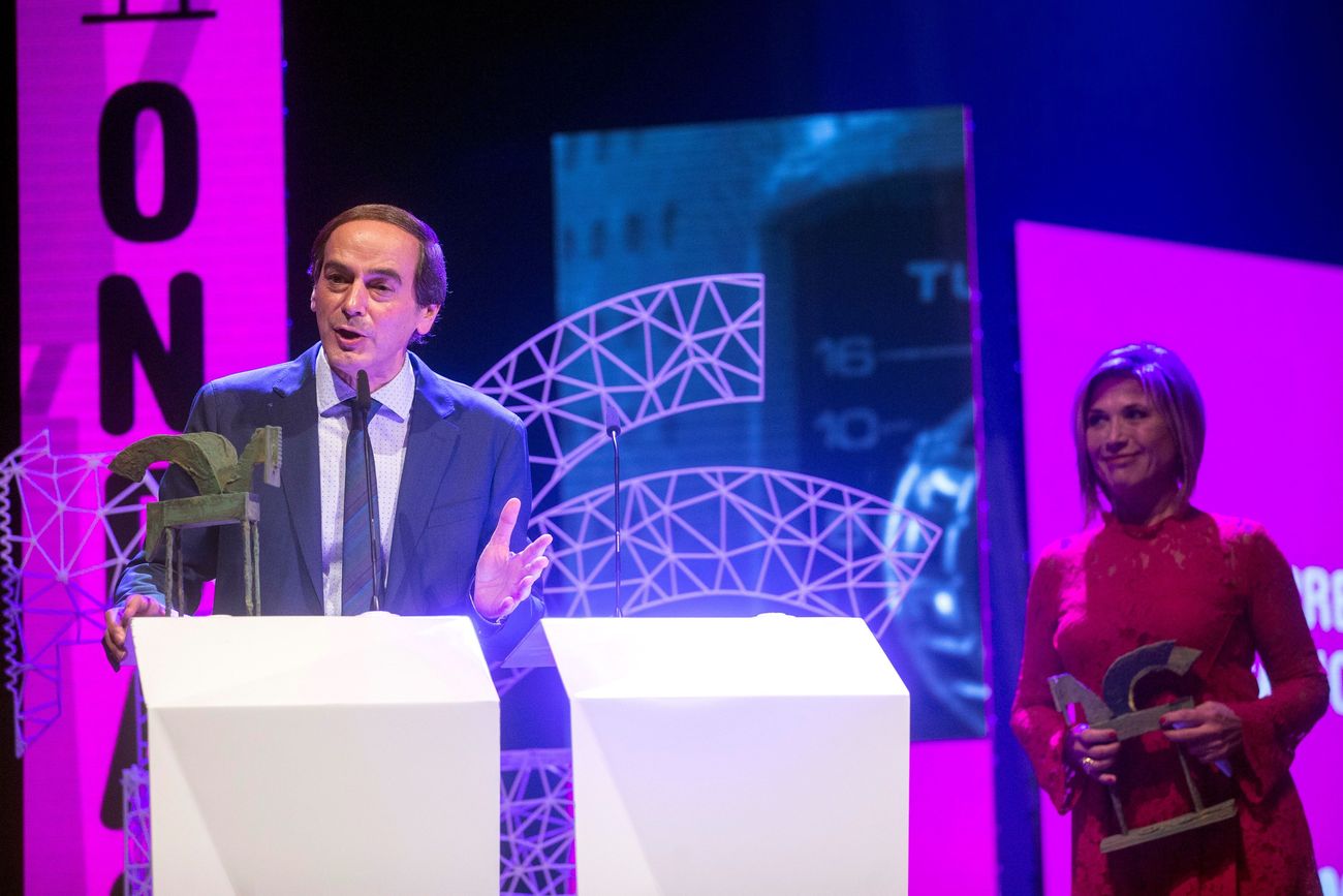 El aventurero leonés Jesús Calleja, junto con los Javis y 'OT' acaparan la atención en la antesala de los Premios Ondas