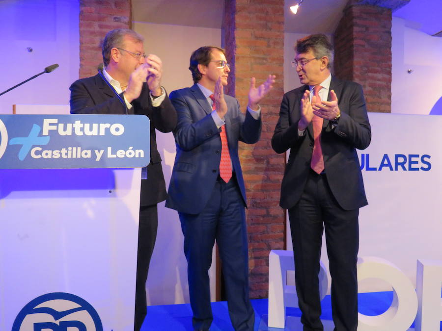 Fotos: La Junta directiva del PP en León se reúne en Botines