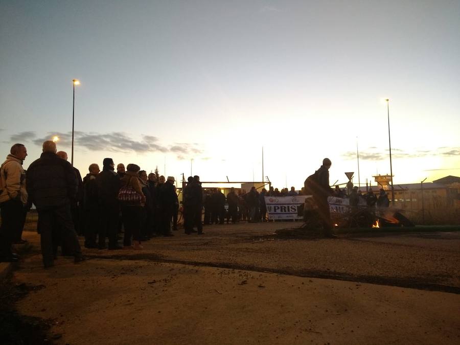 Fotos: Inicio de la huelga en la prisión de Villahierro