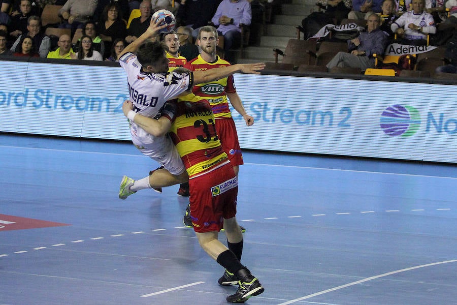 Fotos: Partido de Liga de Campeones en León