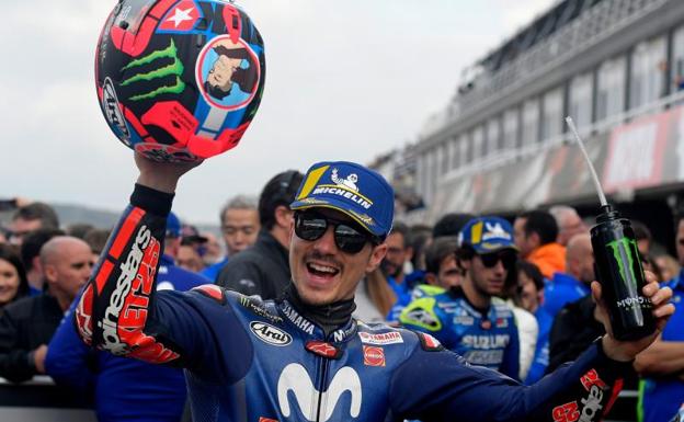 Viñales, tras lograr la pole.