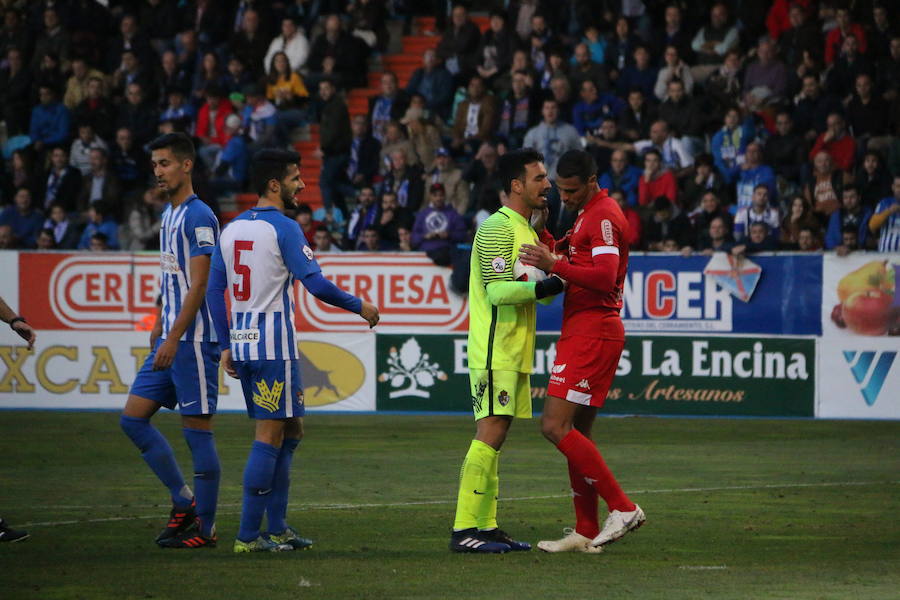 Fotos: Imagenes de la Primera Parte II del derbi leonés