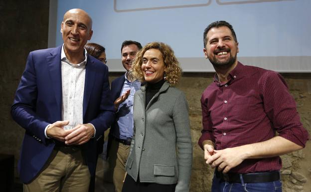 La ministra Meritxell Batet y Luis Tudanca arropan a José Antonio Diez en su presentación como candidato a la Alcaldía de León. 