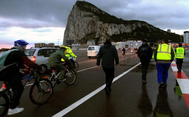 May insiste en que no excluirá a Gibraltar de las negociaciones sobre la relación futura con la UE