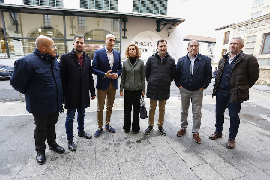 Fotos: La ministra Meritxell Batet presenta a José Antonio Diez como candidato a la Alcaldía de León