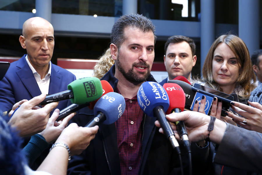 Fotos: La ministra Meritxell Batet presenta a José Antonio Diez como candidato a la Alcaldía de León