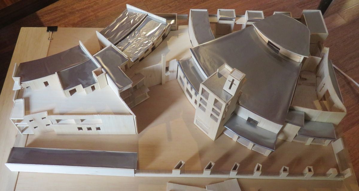 Fotos: El nuevo centro parroquial Nuestra Señora del Rosario de La Lastra