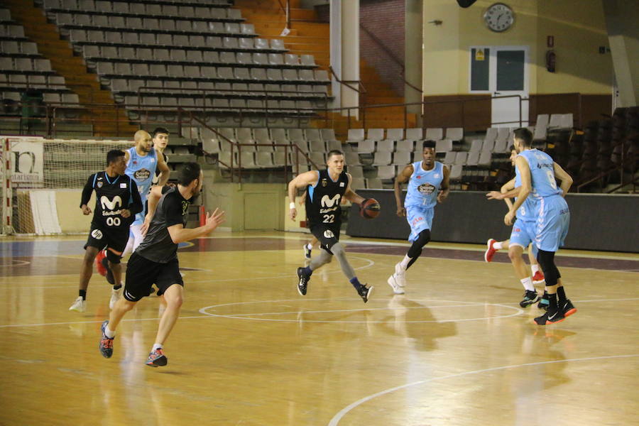 Fotos: Entrenamiento de dos equipos ACB en León