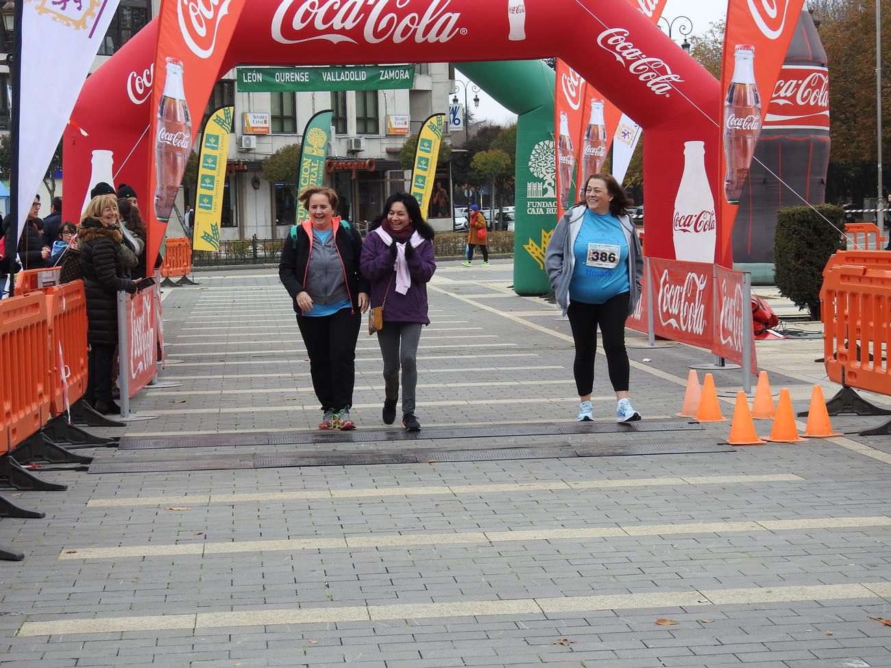 Fotos: Las mejores imágenes de la Carrera de las Empresas (II)