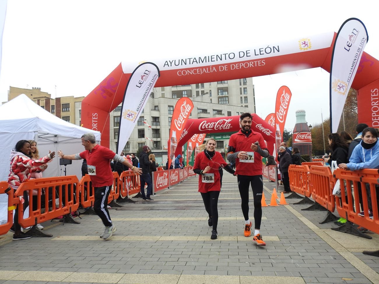 Fotos: Las mejores imágenes de la Carrera de las Empresas (IV)